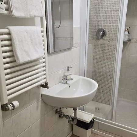 Nel Sole Monolocale Apartment *